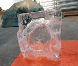 ijssculptuur van een ei